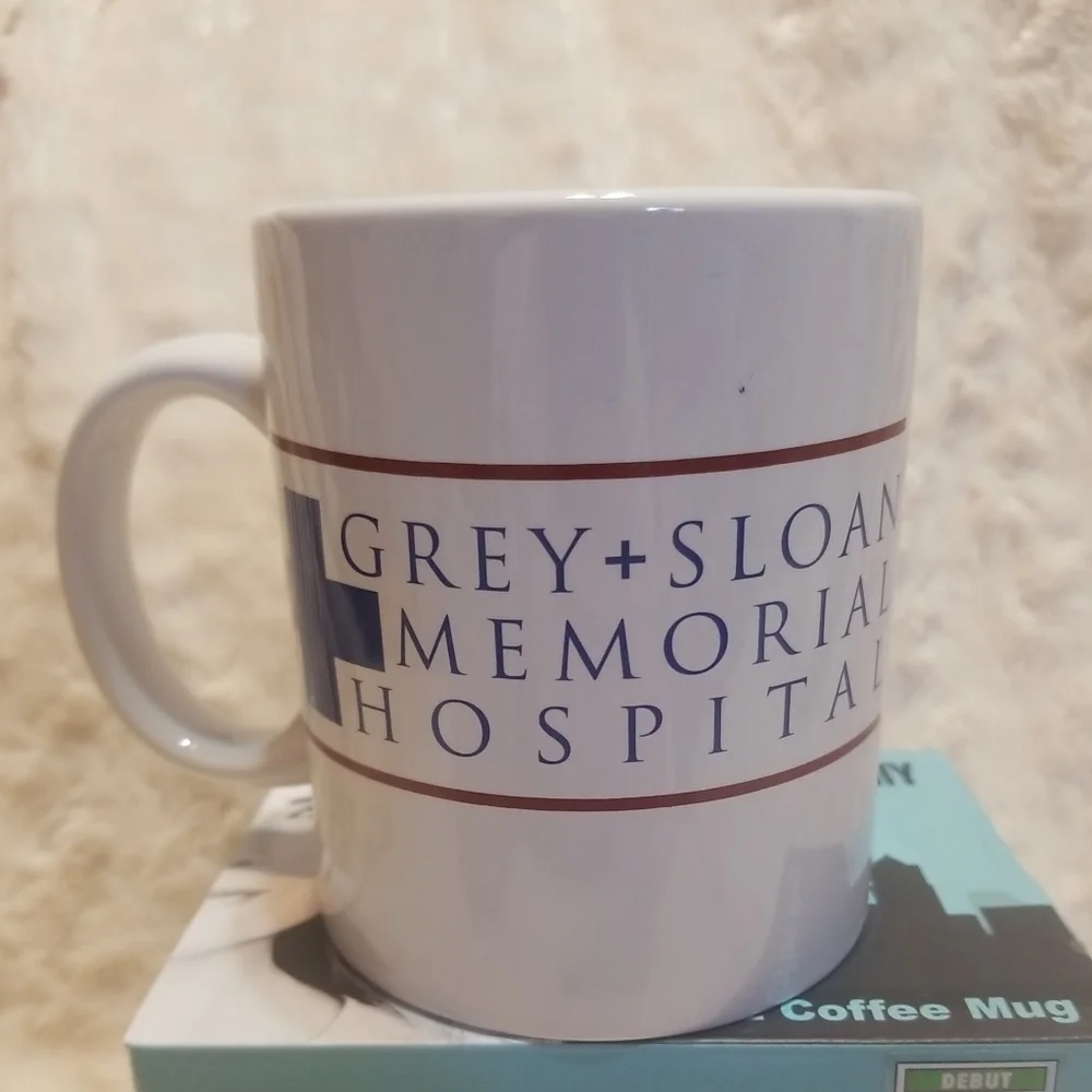 Grey's Anatomy 16oz Coffee Mug - Picture 3 of 10